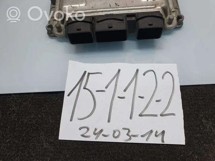 Citroen Xsara Picasso Calculateur moteur ECU 9658373180