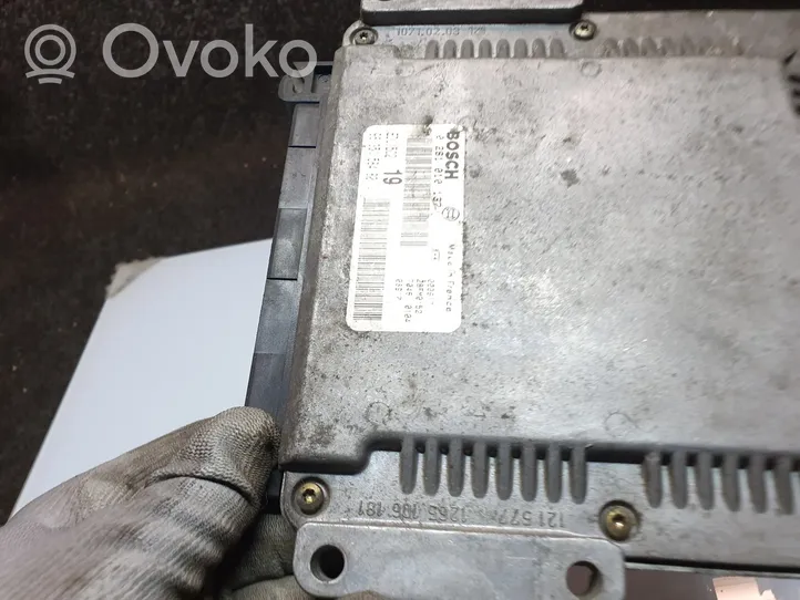 Citroen Xsara Picasso Calculateur moteur ECU 9635158480