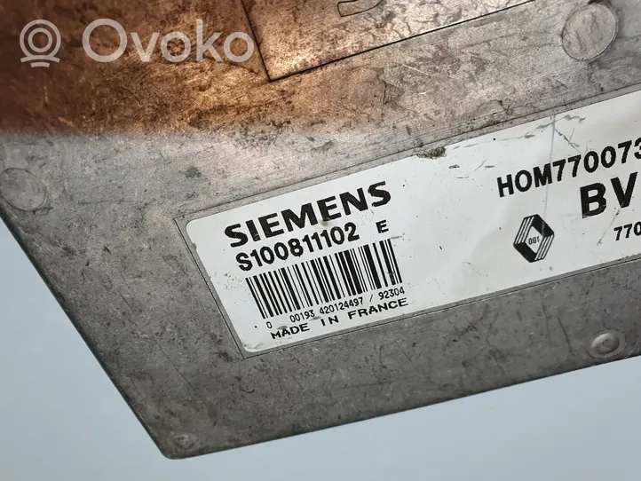 Renault 19 Sterownik / Moduł ECU S100811102E