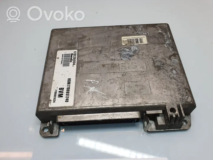 Renault Espace II Calculateur moteur ECU S101260104A