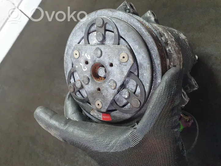 Audi A6 S6 C4 4A Compressore aria condizionata (A/C) (pompa) 5064913143