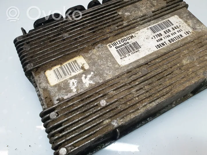 Renault 19 Dzinēja vadības bloks 7700850842