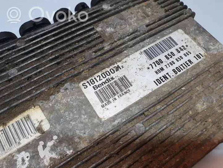 Renault 19 Sterownik / Moduł ECU 7700850842