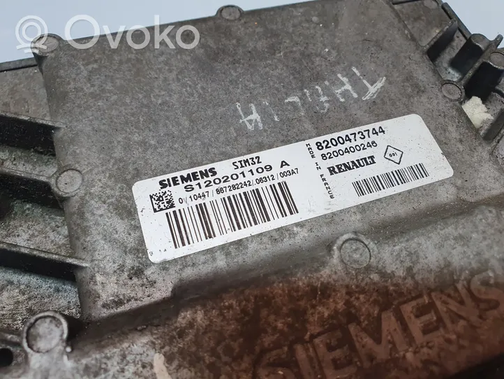 Renault Thalia I Sterownik / Moduł ECU S120201109A