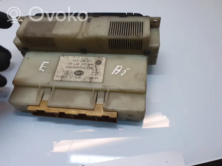 Volkswagen PASSAT B5 Climate control unit 5HB00761700