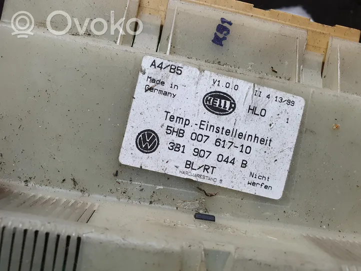 Volkswagen PASSAT B5 Ilmastoinnin ohjainlaite 5HB00761710