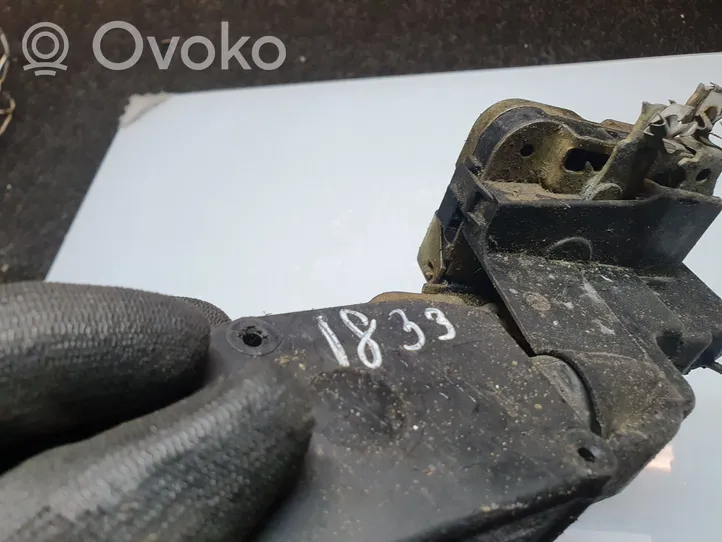 Volvo S40, V40 Priekinė durų spyna 