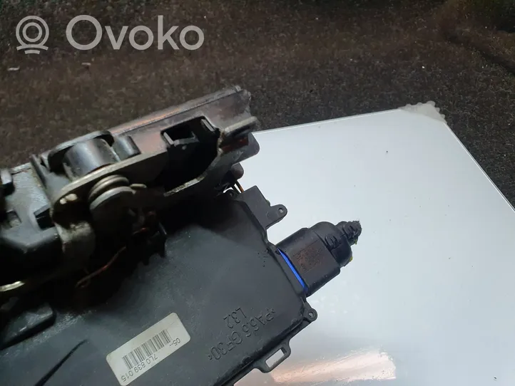 Volkswagen Touran I Rear door lock 7L0839015