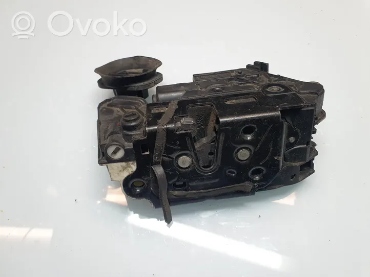 Volkswagen Golf VI Etuoven lukko 5K4839015B