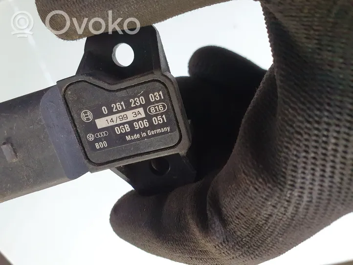 Volkswagen PASSAT B6 Air pressure sensor 0261230031