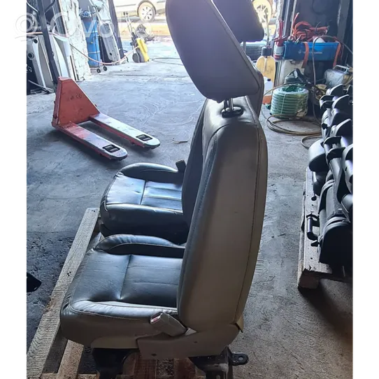 Dodge RAM Seat set 