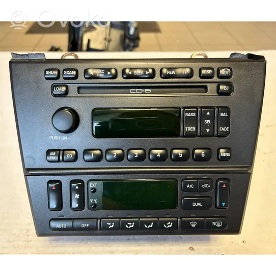 Ford Thunderbird Radio/CD/DVD/GPS head unit 3W6T-18C815-AE