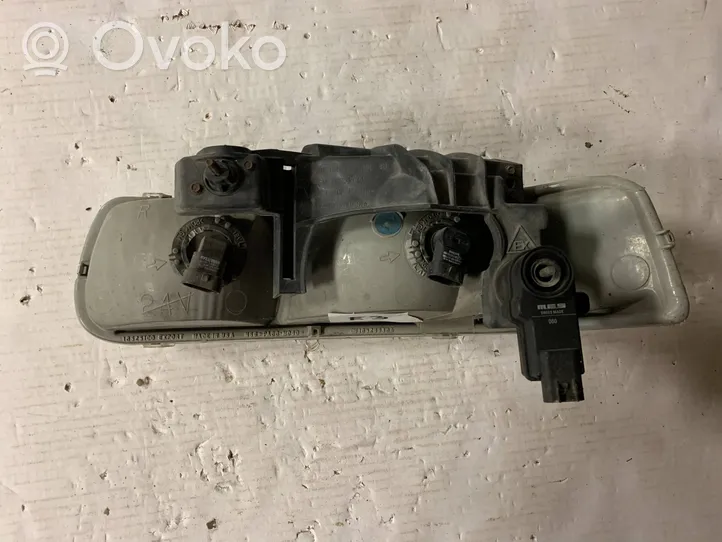 Chevrolet Tahoe Headlight/headlamp 16524734