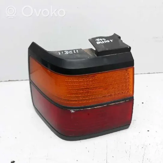 Volkswagen PASSAT Lampa tylna 321945111K