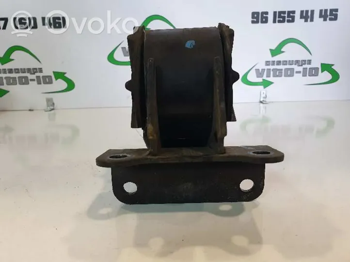 Suzuki Alto Supporto di montaggio del motore 11L091