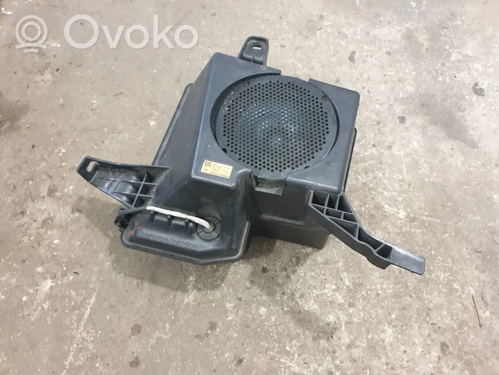 Mercedes-Benz GL X164 Subwoofer-bassokaiutin A1648203502