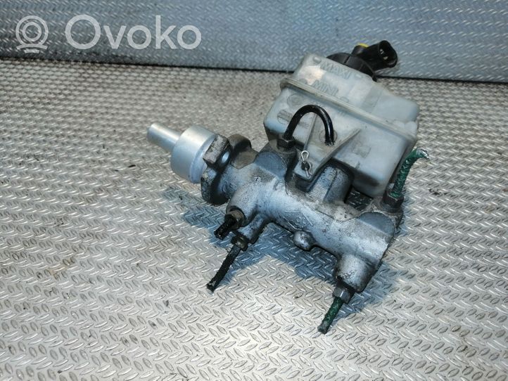 Opel Movano A Główny cylinder hamulca 8200245034C