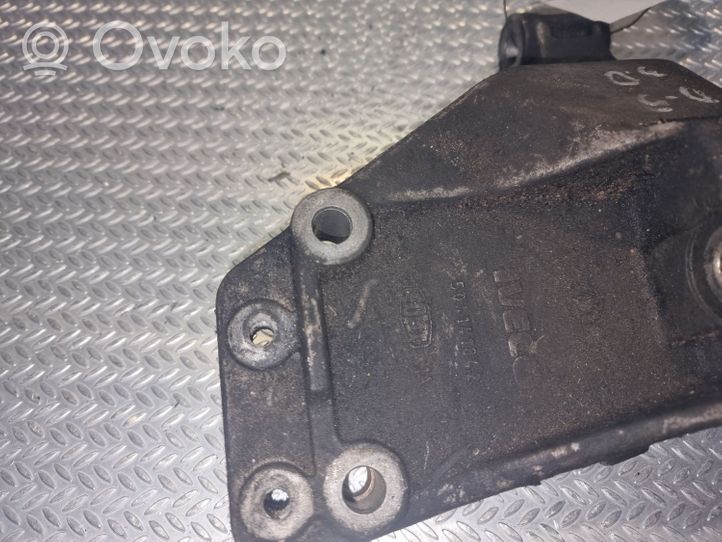 Fiat Ducato Łapa / Mocowanie skrzyni biegów 504141842