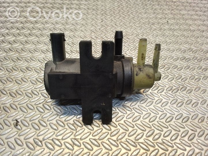 Mercedes-Benz Sprinter W906 Turboahtimen magneettiventtiili A0091533128