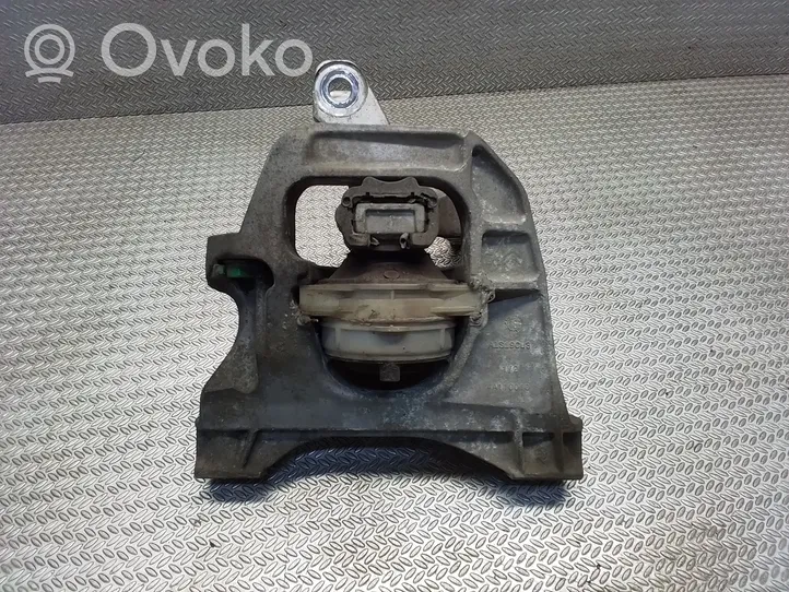 Toyota Proace Moottorin kiinnikekorvake 4A110010