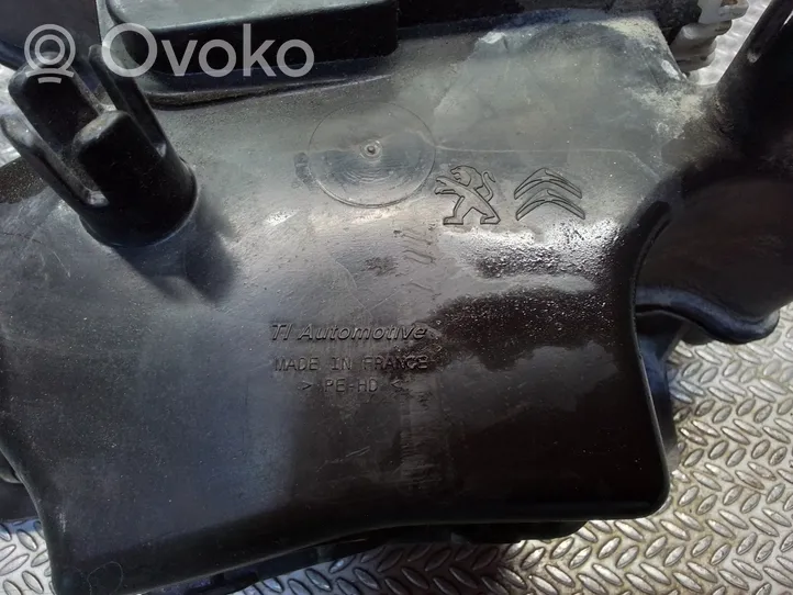 Toyota Proace Zbiornik płynu AdBlue 9817154080