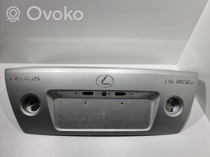 Lexus IS 200-300 Takaluukun/tavaratilan kansi 6440153022