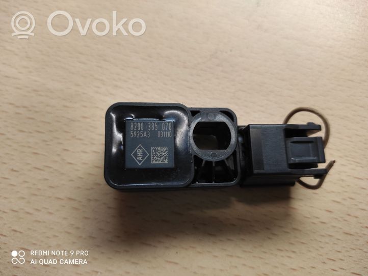 Dacia Duster Oro pagalvių smūgio daviklis 8200385078