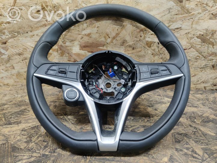 Alfa Romeo Giulia Steering wheel 01561262920