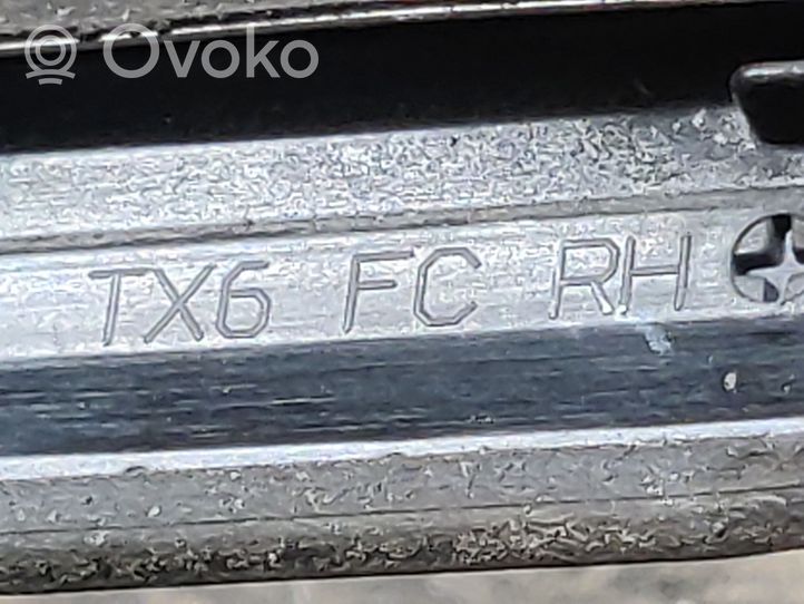 Acura ILX Rivestimento modanatura del vetro della portiera anteriore TX6FC