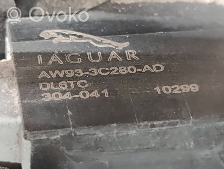 Jaguar XJ X351 Priekšpusē piekares augstuma sensors AW933C280AD