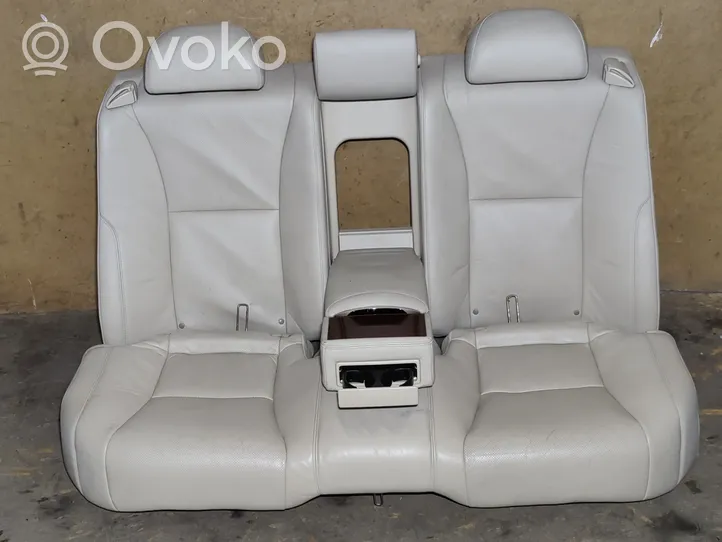 Lexus LS 460 - 600H Galinė sėdynė 