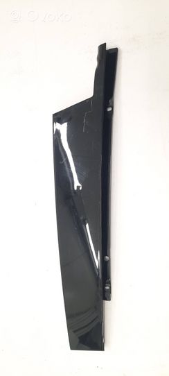 Mercedes-Benz GLC X253 C253 Front door glass trim molding A2536900187