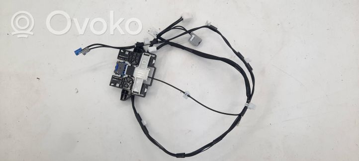 Toyota Corolla E210 E21 Antena GPS 8686002080