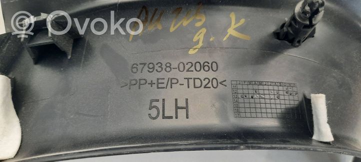 Toyota Auris E180 Rivestimento laterale del portellone posteriore/bagagliaio 6793802060