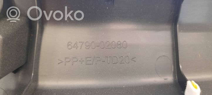 Toyota Auris E180 Takaluukun koristelista 6479002080