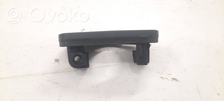 Mercedes-Benz C W204 Rivestimento serratura portellone posteriore/bagagliaio A2047580014