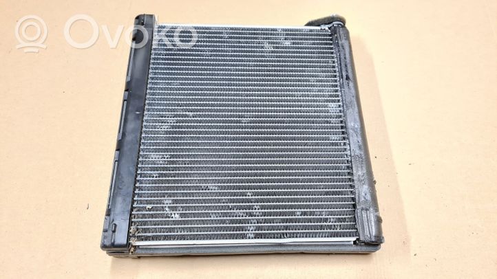 Toyota Corolla Verso E121 Gaisa kondicioniera radiators (salonā) 