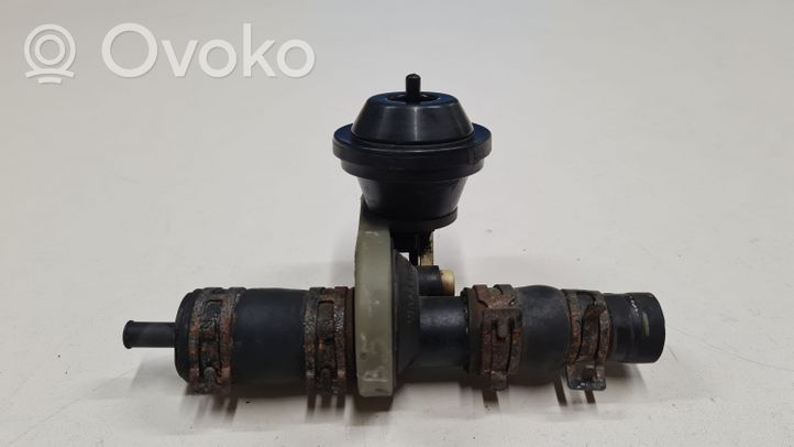 Volkswagen PASSAT B5.5 Valvola di regolazione del liquido di raffreddamento e del riscaldatore 4A0819809