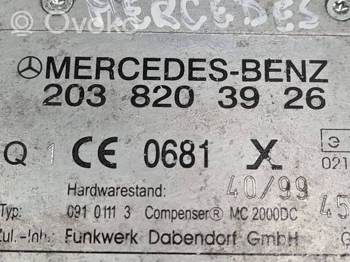 Mercedes-Benz C W203 Antenos stiprintuvas 2038203926