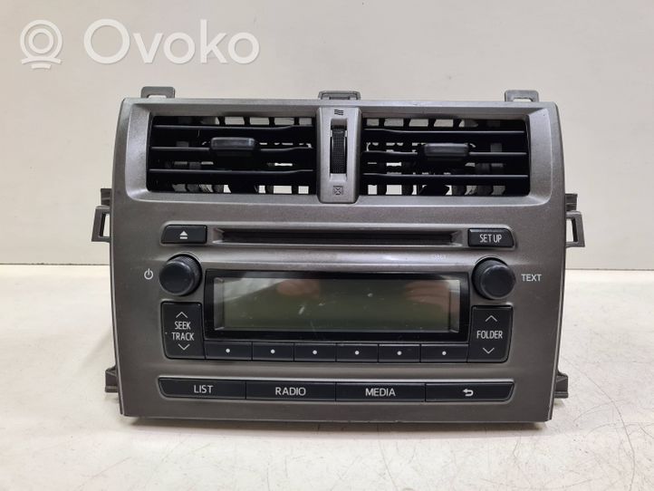 Subaru Trezia Radio / CD-Player / DVD-Player / Navigation 8612052B00