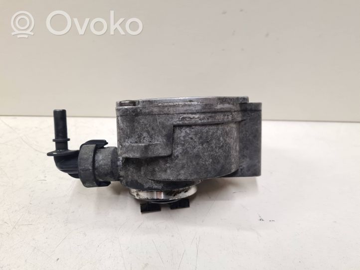 Citroen C4 I Vacuum pump 01562C2