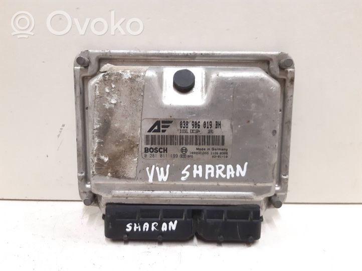 Volkswagen Sharan Calculateur moteur ECU 038906019