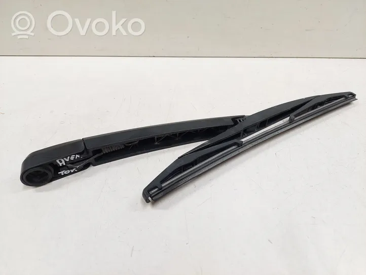 Toyota Avensis T250 Rear wiper blade arm 