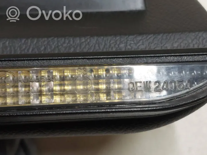 Subaru Forester SH Luce d’arresto centrale/supplementare OEW24054