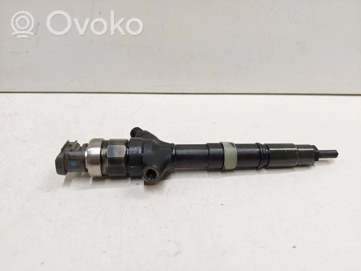 Toyota Corolla Verso E121 Injecteur de carburant 236700G010