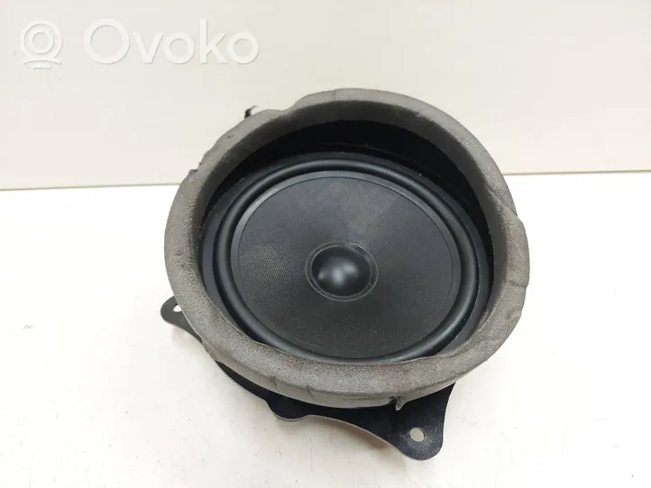 BMW X5 E53 Takaoven kaiutin 65138379093