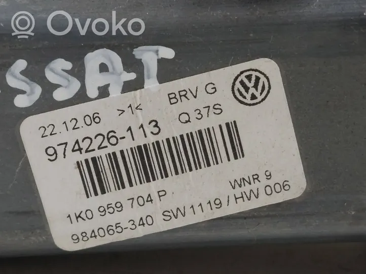 Volkswagen PASSAT B6 Galinis varikliukas langų pakėlėjo 1K0959704P