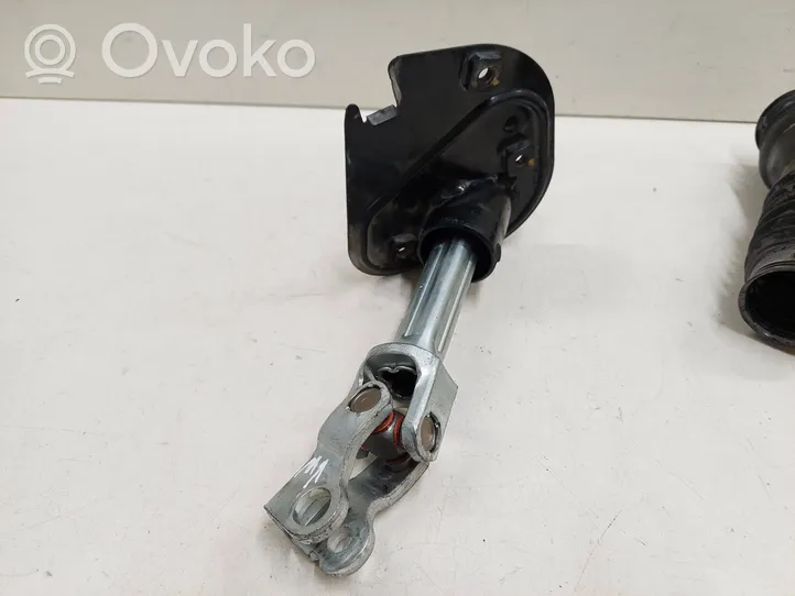 Volkswagen Transporter - Caravelle T5 Steering column universal joint 521433J