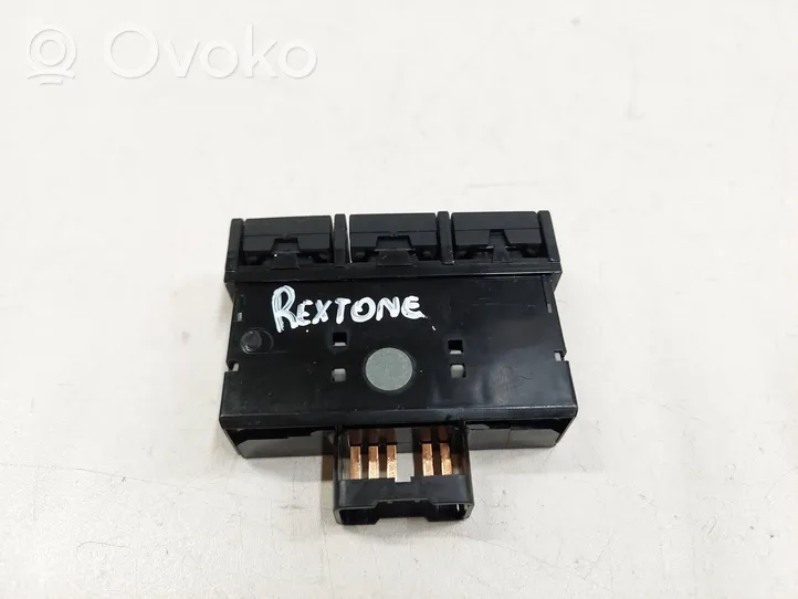 SsangYong Rexton Interrupteur blocage de différentiel D112C