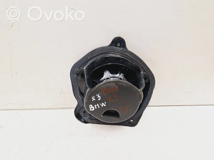 BMW X3 F25 Garsiakalbis (-iai) galinėse duryse 51427246671